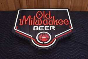 Old Milwaukee Beer Light