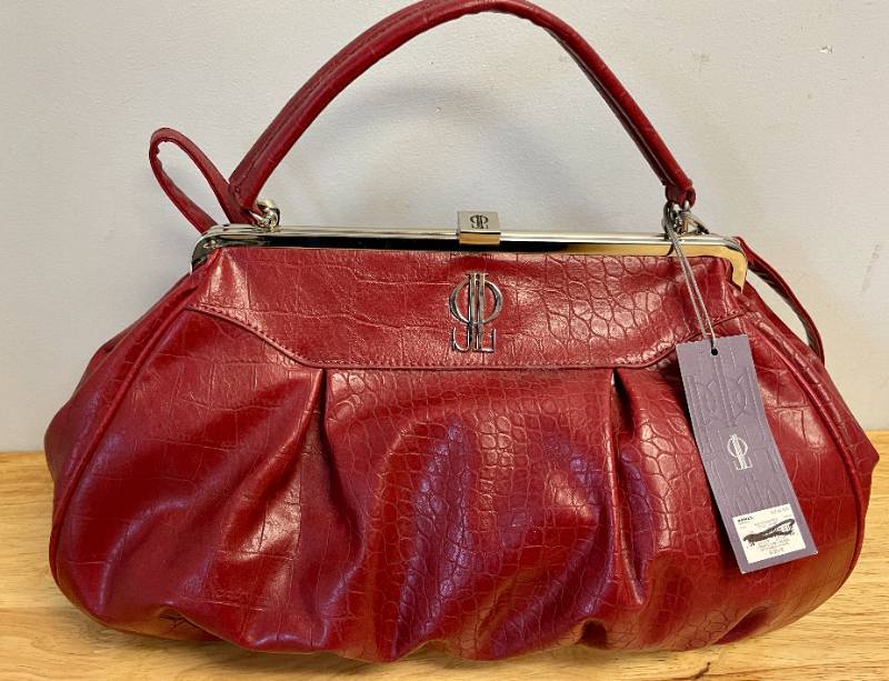 lot 10 image: Jennifer Lopez Red Faux Leather Handbag Purse