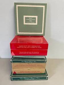 lot 99 image: Large Lot of Vintage Avon Christmas Collectors Plates