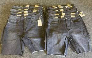 lot 82 image: Lot of 10 Womens Bermuda Black Jean Shorts Size 14 