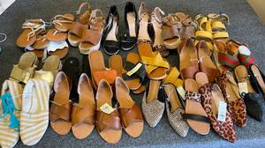 lot 38 image: Lot of 21 Womens Shoes Sandals and Heels Sizes 9-11