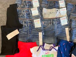 lot 158 image: Lot of Youth Girls Shorts and Various Clothes
