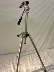 Vivitar 2300 Professional Height Adjustable 25-65 Tripod