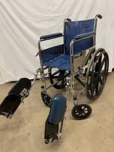 MSRP $450 Invacare Tracer EX Collapsible Wheelchair - Great Working Condition