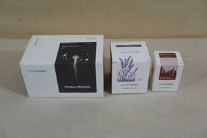 lot 6 image: Colorverse Fountain Pen Ink