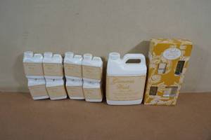lot 29 image: Glamorous Wash Laundry Detergent