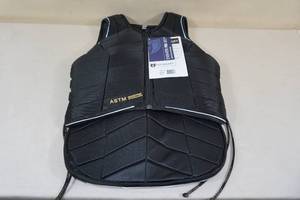 lot 68 image: Tipperary Equestrian Eventer Pro 3015 Riding Vest