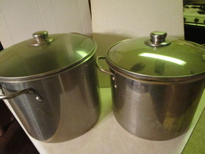 lot 459 image: Stainless stock pots, lightweight 1...