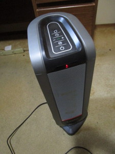 lot 484 image: Lasko heaterfan...