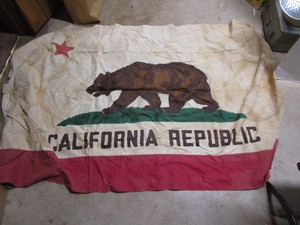 lot 493 image: Vintage California Republic cotton ...
