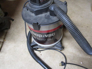 lot 497 image: Small Shop Vac, 1.25hp...