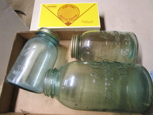 lot 510 image: Vintage Atlas blue canning jars, on...