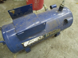 lot 521 image: Air Tank, Portable