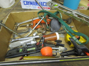 lot 525 image: Tools