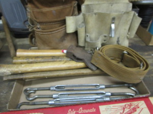 lot 527 image: Tool Hold Down, Leather Belt Bags