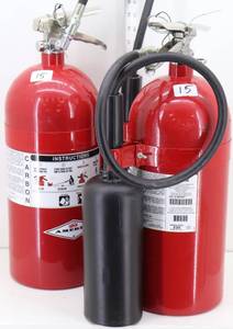 lot 15 image: (2) Amerex 10lb Carbon Dioxide Fire Extinguishers Model 330