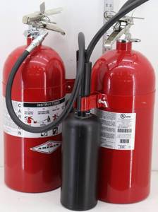lot 19 image: (2) Amerex 10lb Carbon Dioxide Fire Extinguishers Model 330