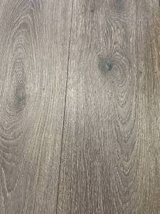 314 SF Premium Water Resistant Laminate Flooring - 7.5x48&nbsp