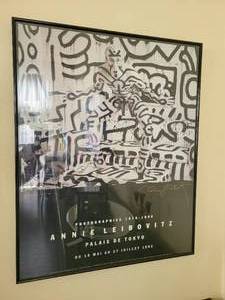 lot 22 image: Annie Leibovitz signed poster - Keith Haring. Palais De Tokyo