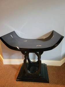 lot 25 image: Black Lacquered Curved SeatBench