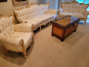 lot 43 image: Fabulous French Victorian Style Living Room Suite. American Made. Sofa, Loveseat and Armchair.