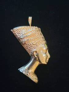 lot 91 image: 14K Nefertiti Pendant 7.5 grams.