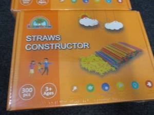 2 Straws Constructor Sets...