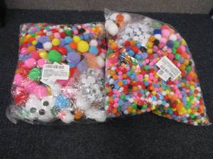 2 Bags Craft Pom poms, Eyes...