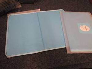 2 Gel Cooling Pads...