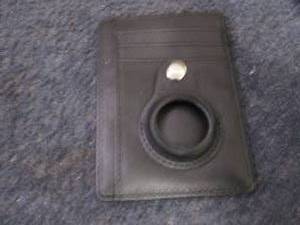 5 Minimalist Wallets...