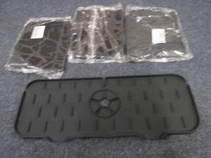 4 Silicone Sink Mats...