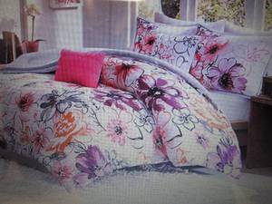 Intelligent Design Ashley 5-Pc. Com...