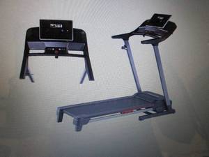 ProForm 305 CST Treadmill open box ...