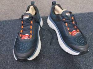 Skechers Mens Max Cushioning Arch ...