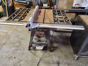 lot 117 image: Craftsman 10 belt drive table saw