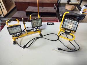 lot 138 image: Work lights