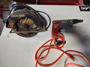 lot 140 image: Skill saw and Milwaukee drill