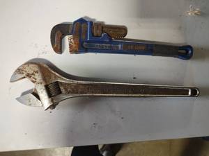 lot 148 image: Irwin 12 pipe wrench and 15 crescent wrench