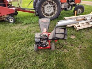 lot 7 image: Craftsman 3-way chipper shredder