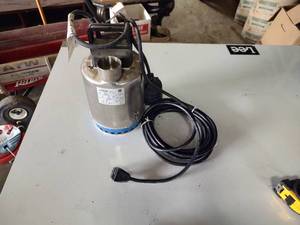 lot 28 image: Flygt sump pump