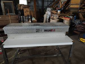 lot 33 image: Payload plus side rail tool box