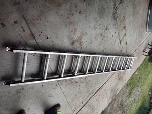 lot 41 image: werner 24 ladder