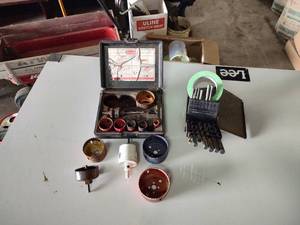 lot 44 image: dayton hole saw kit and drill bits