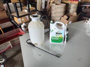 lot 48 image: hand sprayer and roundup