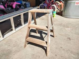 lot 69 image: Two step ladder