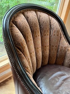 lot 8 image: Very Nice Formal Arm Chair by Vanguard Furniture