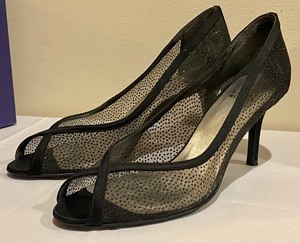 lot 135 image: Two Pairs of Stuart Weitzman Womens Shoes