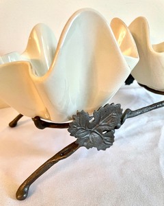 lot 70 image: Arthur Court Serving Bowls with Metal Stand