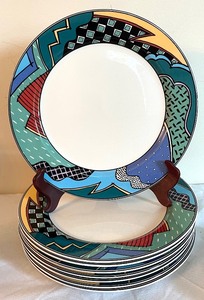 lot 67 image: Christopher Stuart Optima 19 Super Strong Fine China