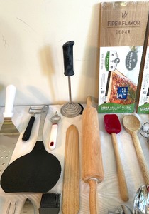 lot 252 image: Variety of Quality Kitchen Utensils